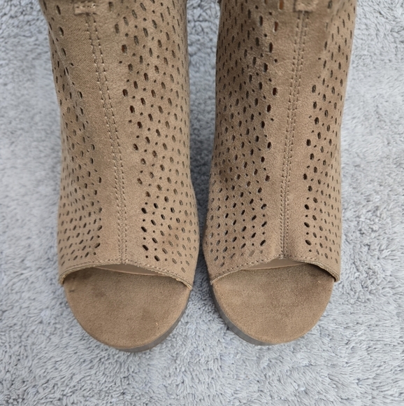 Wedge Heel Booties Peep Toe Perforated Buckle Ankle Boots‎ - Picture 4 of 10